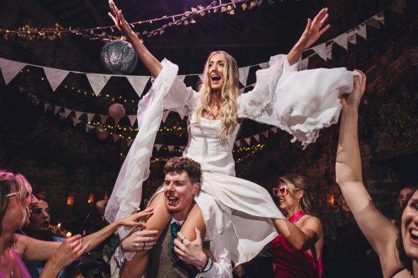 Cotswolds wedding photographer & videographer, Marta May Photography