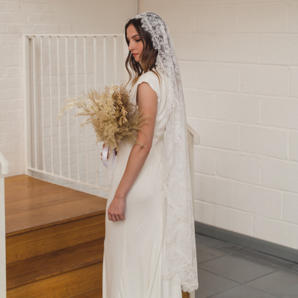 Blossom & Bluebird dreamy and ethereal wedding veils