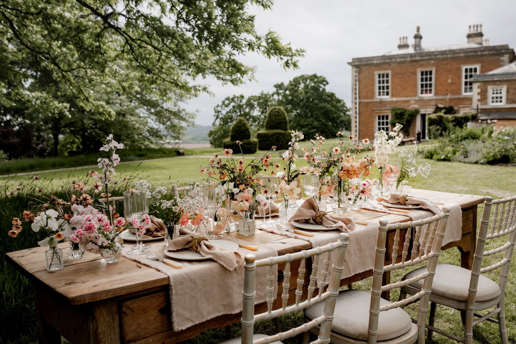 British grown wedding flwoers Keythorpe Hall Pickleberry Flowers 63