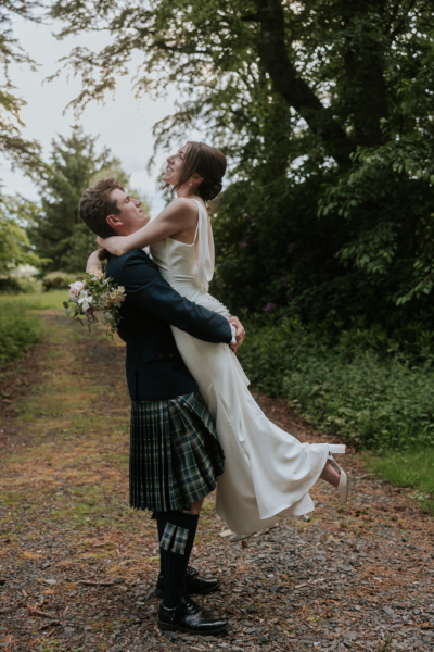 Loraine Ross Edinburgh 35mm and medium format film wedding photographer