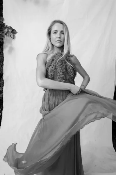 Philip White - Luxury wedding guest portraits