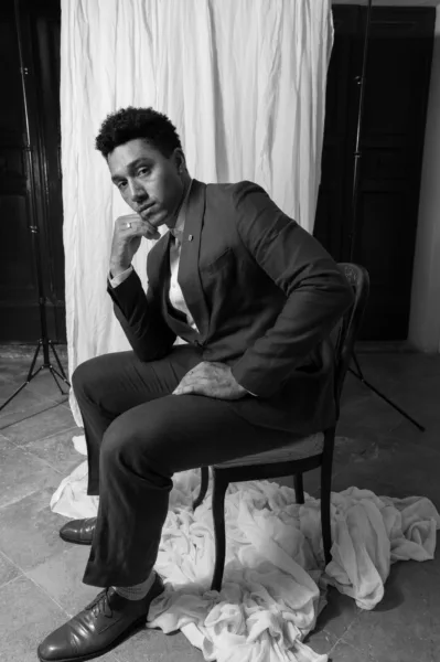 Philip White - Luxury wedding guest portraits