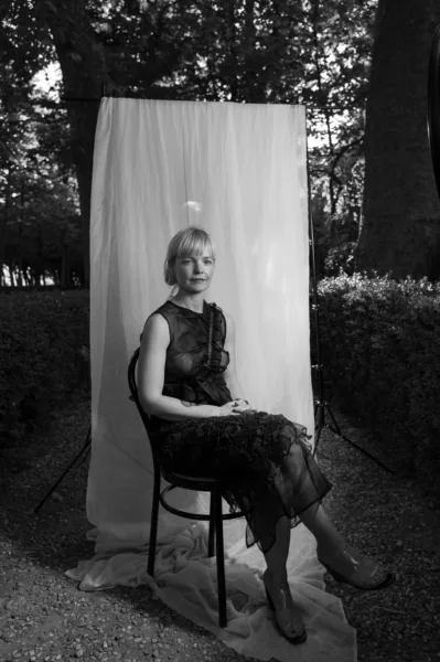 Philip White - Luxury wedding guest portraits