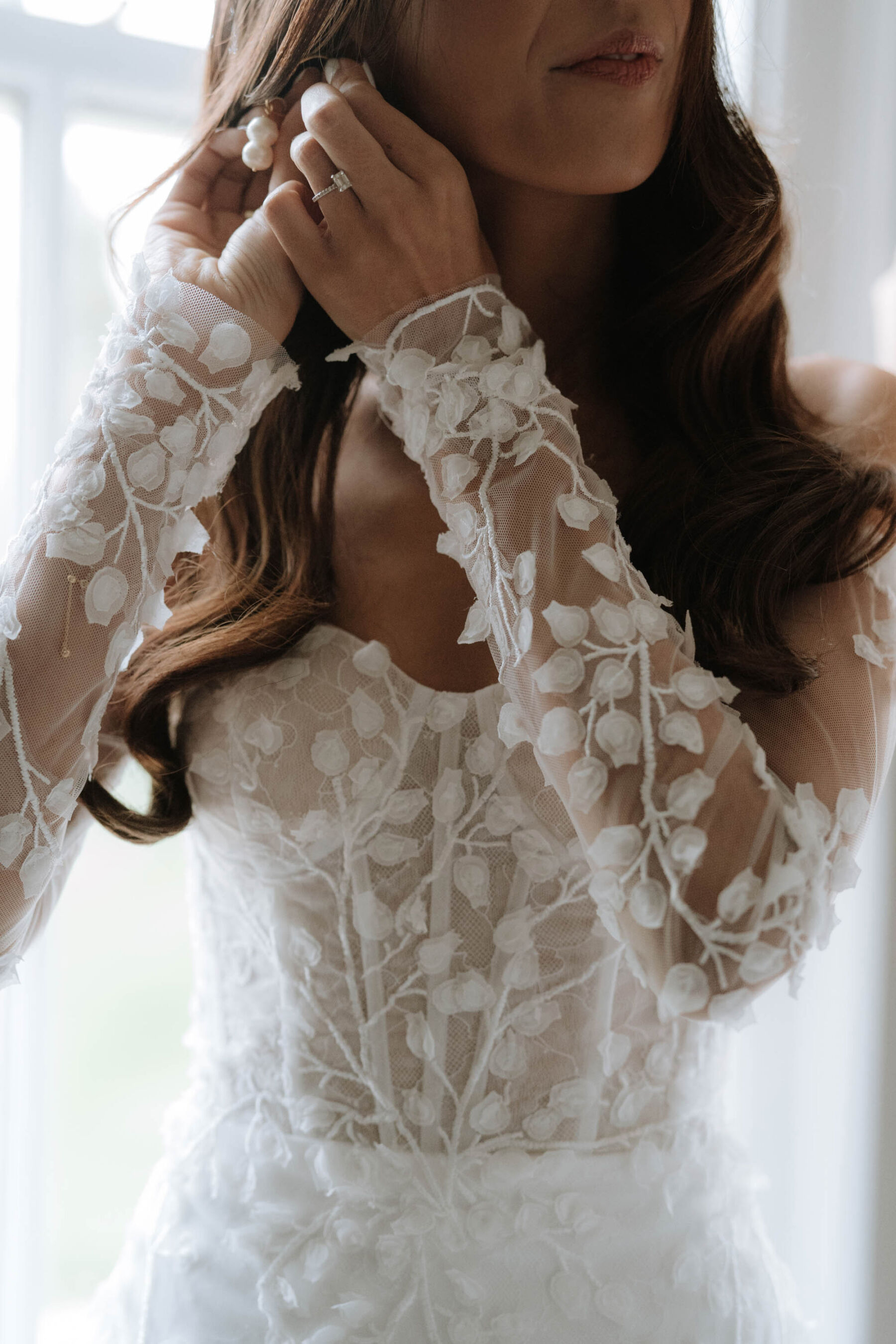 Madi Lane wedding dress with separate detachable sleeves