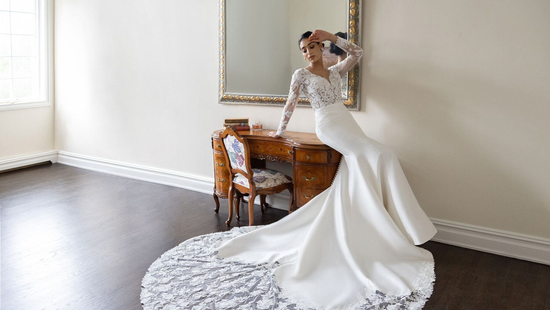 Justin Alexander wedding dress with sweeping train