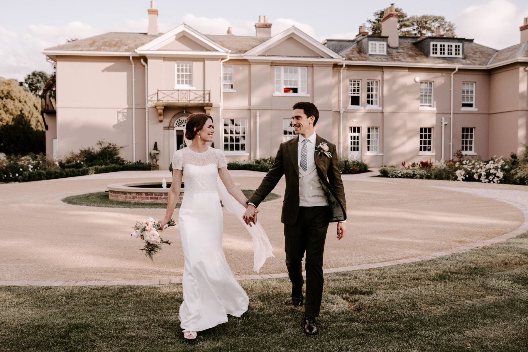 Jenny Packham bride Burtonfields Hall Wedding 114