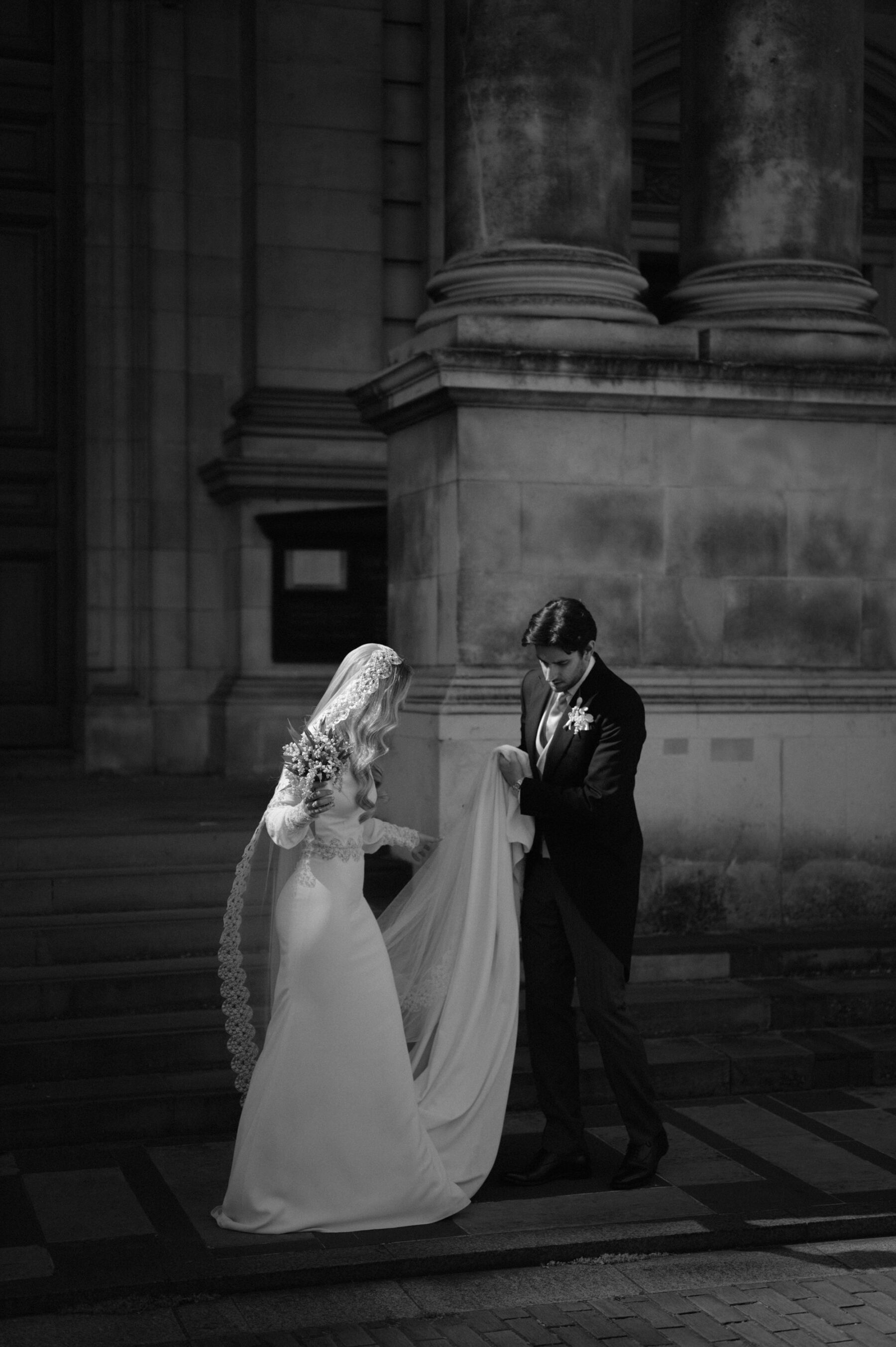 A Classy and Timeless Kew Gardens Wedding for Caroline in a Rosa Clara Bridal Gown & Mantilla Veil 30 Kew Gardens wedding Dominique Bader Photography 108