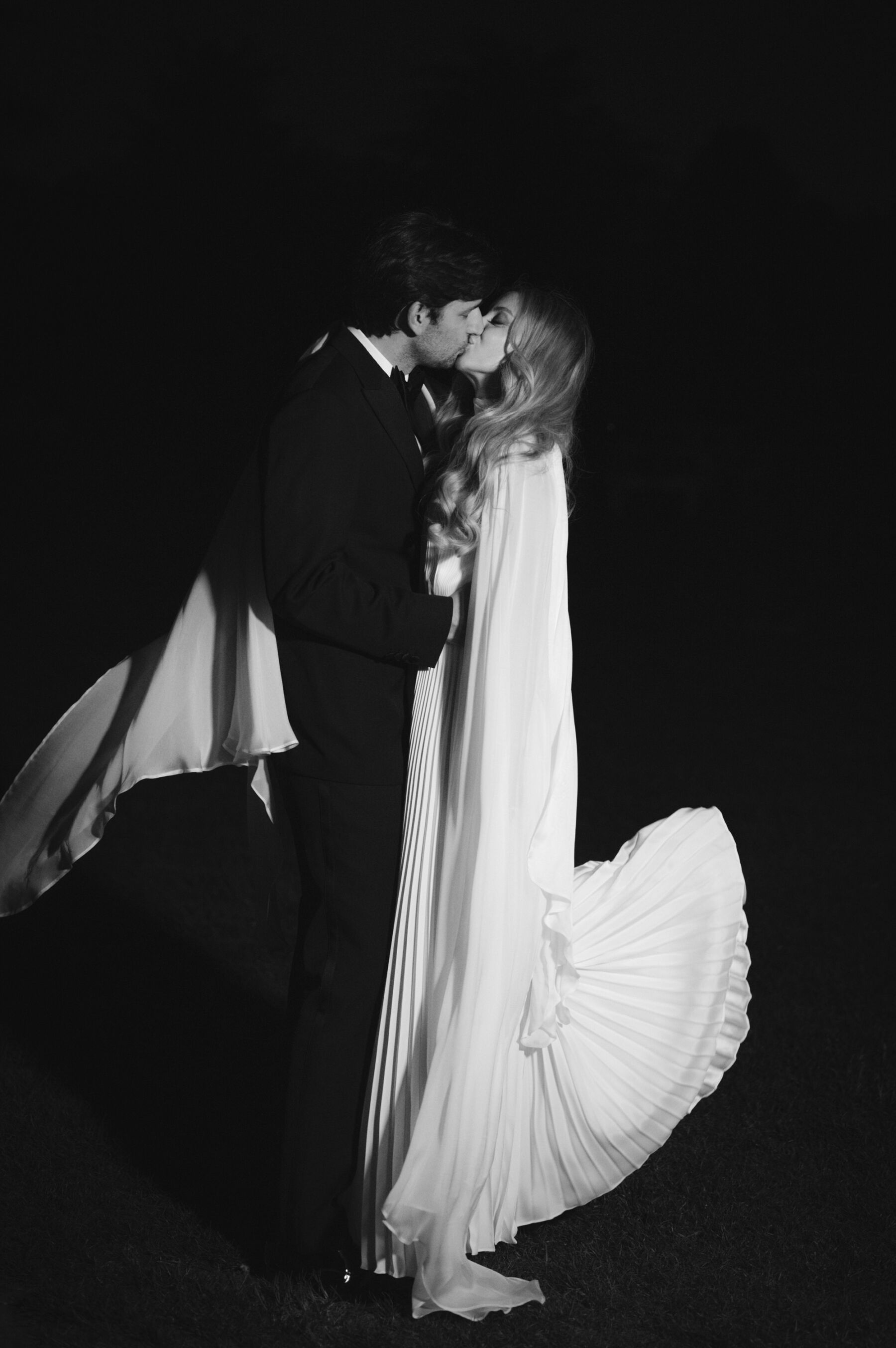 A Classy and Timeless Kew Gardens Wedding for Caroline in a Rosa Clara Bridal Gown & Mantilla Veil 52 Kew Gardens wedding Dominique Bader Photography 188