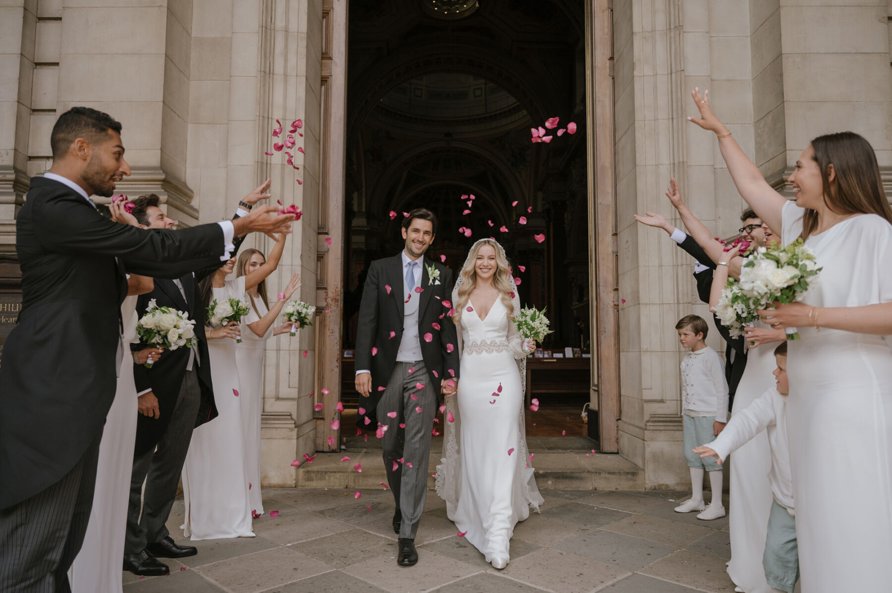 A Classy and Timeless Kew Gardens Wedding for Caroline in a Rosa Clara Bridal Gown & Mantilla Veil 28 Kew Gardens wedding Dominique Bader Photography 87