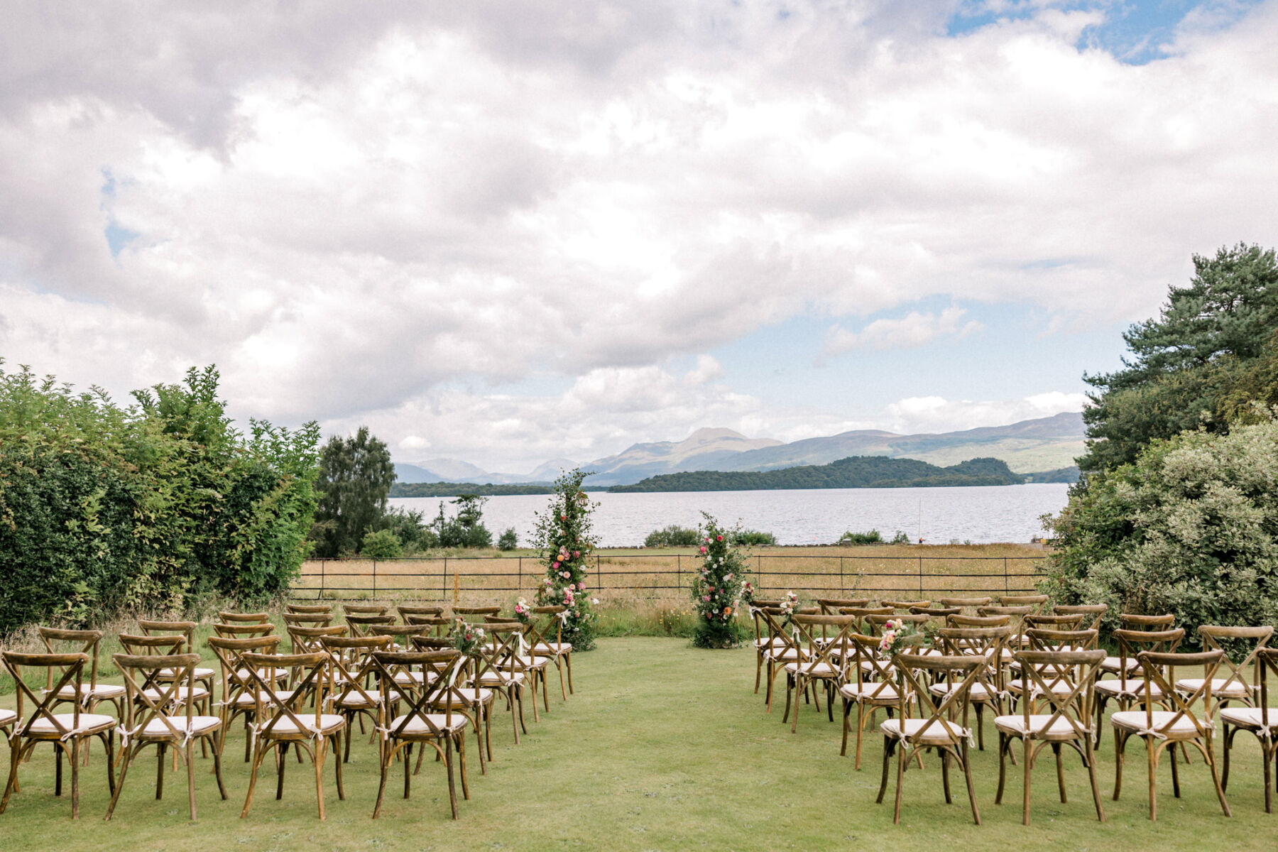 Pronovias Glamour for an Elegant Scottish Countryside Wedding at Ross Priory 8 Ross Priory Wedding Pronovias 154