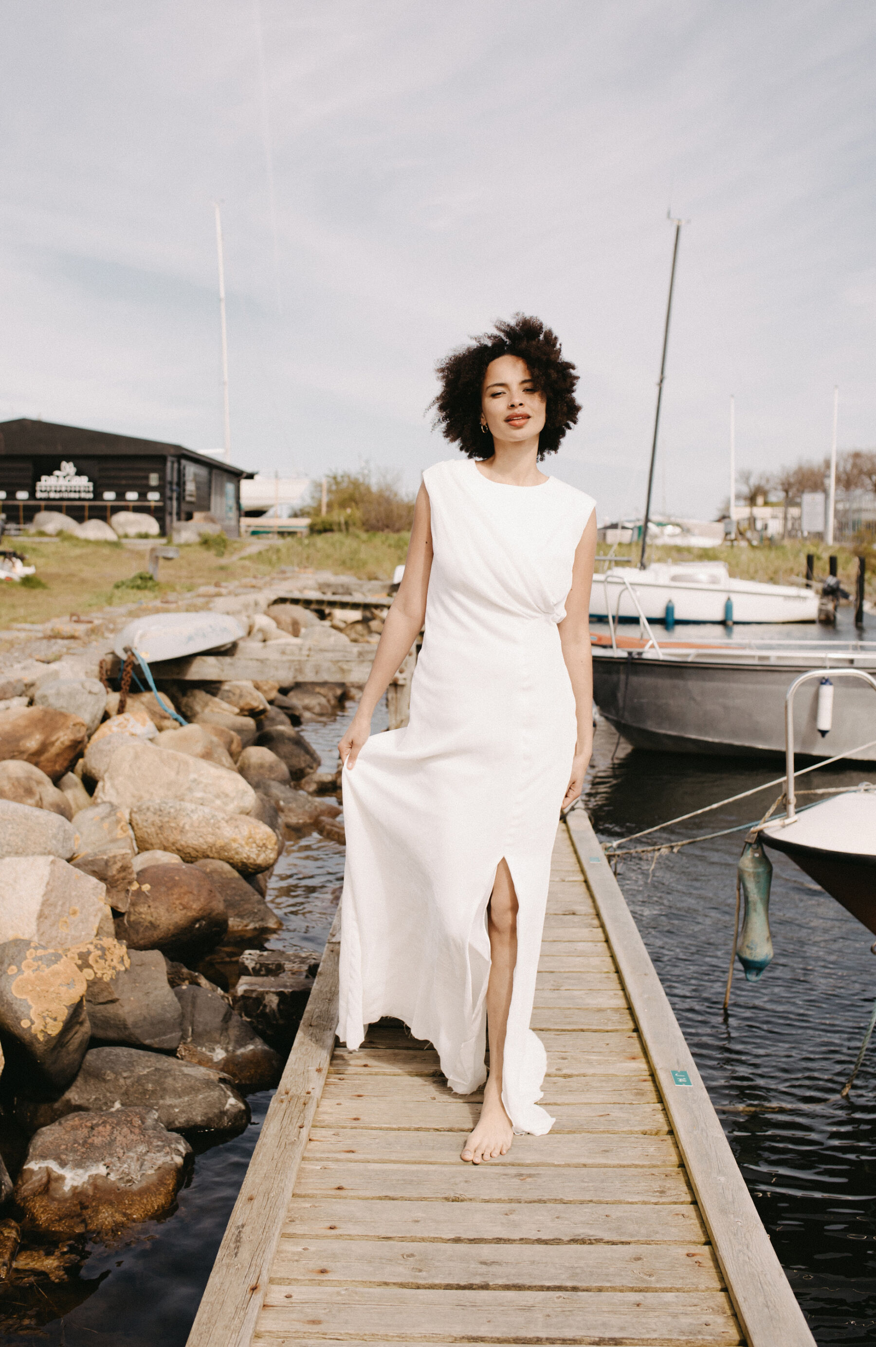 Introducing the PURA Collection of Sustainable Wedding Dresses by Andrea Hawkes, Made in London 25 1 Andrea Hawkes Sapphire Pura Collection Sustainable Minimalist Wedding Dresses