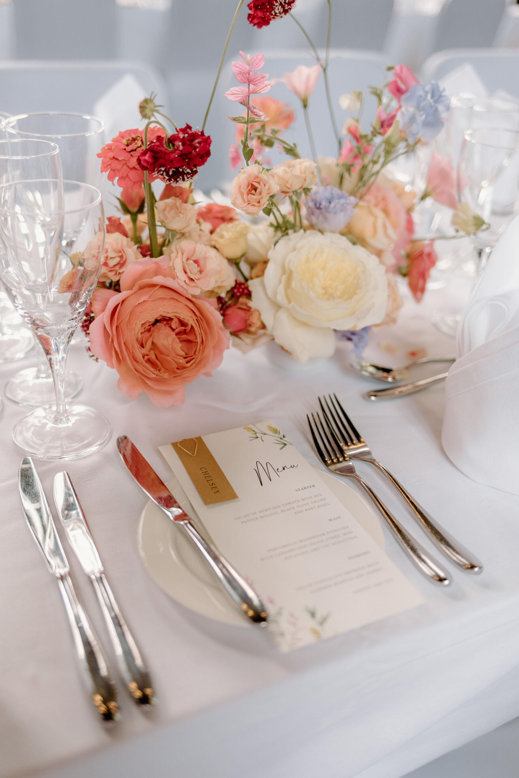 Elegant pastel wedding flowers table decor.