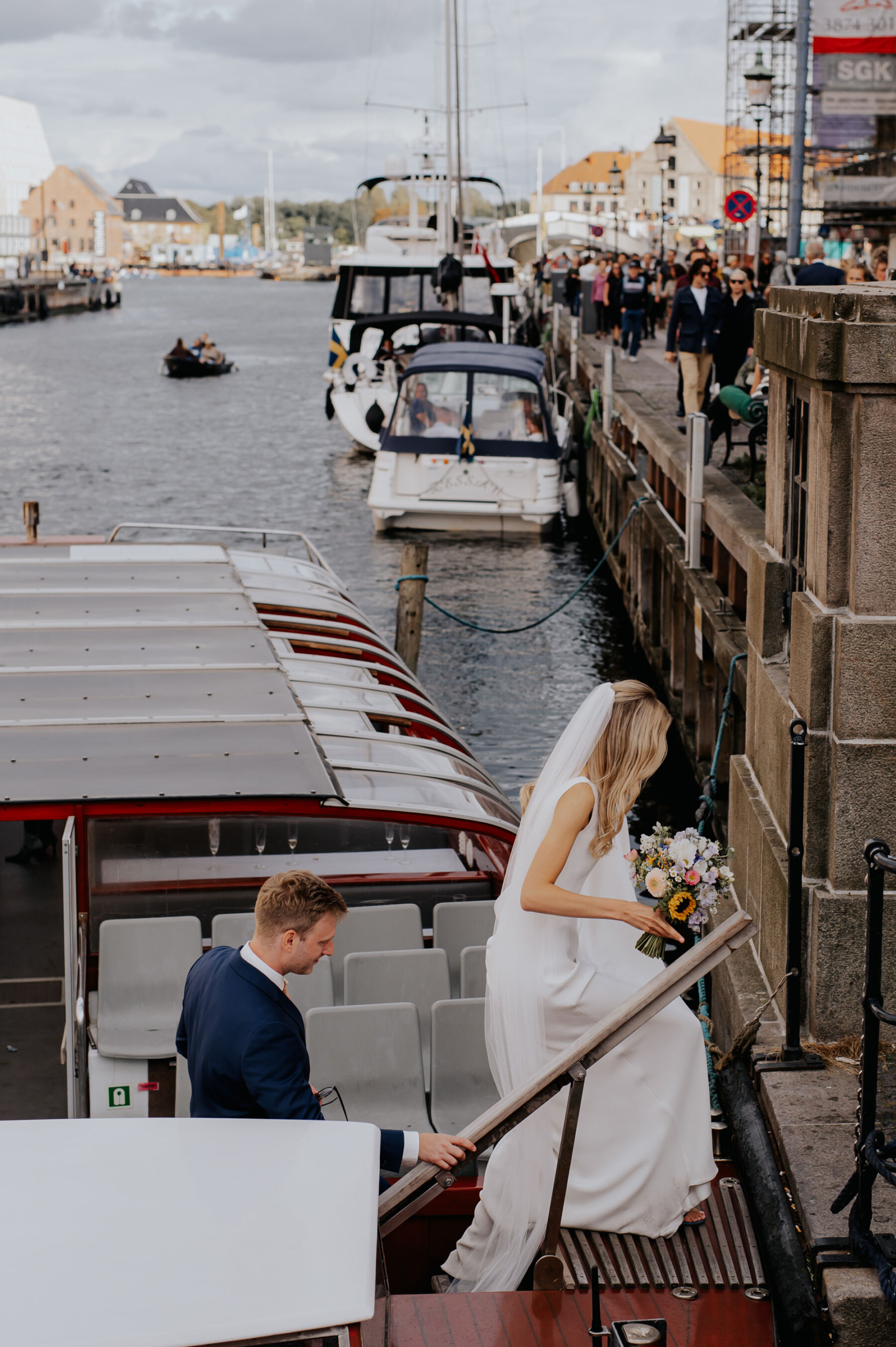 Andrea Hawkes Stockists - Where to Try on & The Importance of Working With a Skilled Bridal Stylist 14 Say Oui Andrea Hawkes Stockist 5