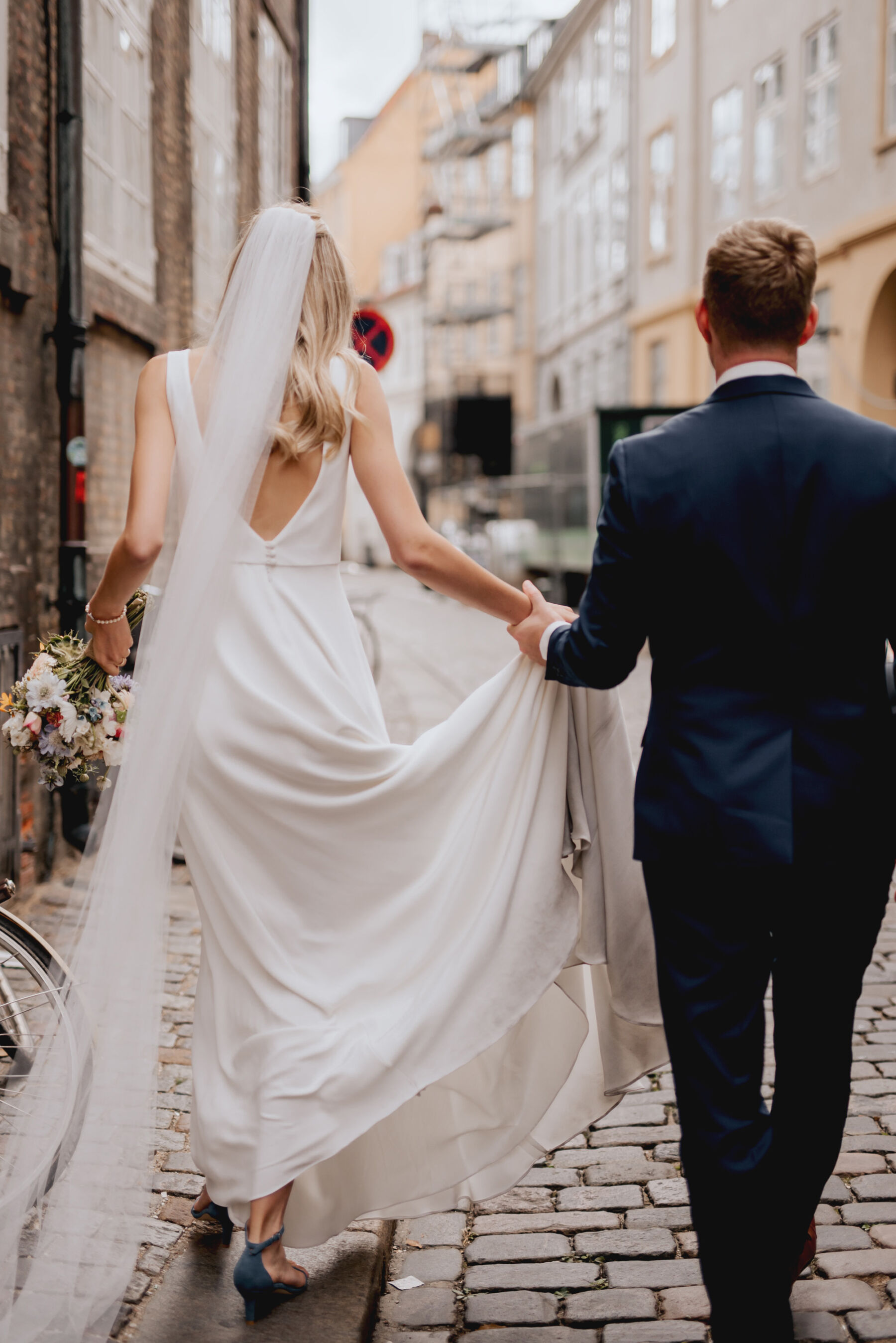 Andrea Hawkes Stockists - Where to Try on & The Importance of Working With a Skilled Bridal Stylist 15 Say Oui Andrea Hawkes Stockist 7