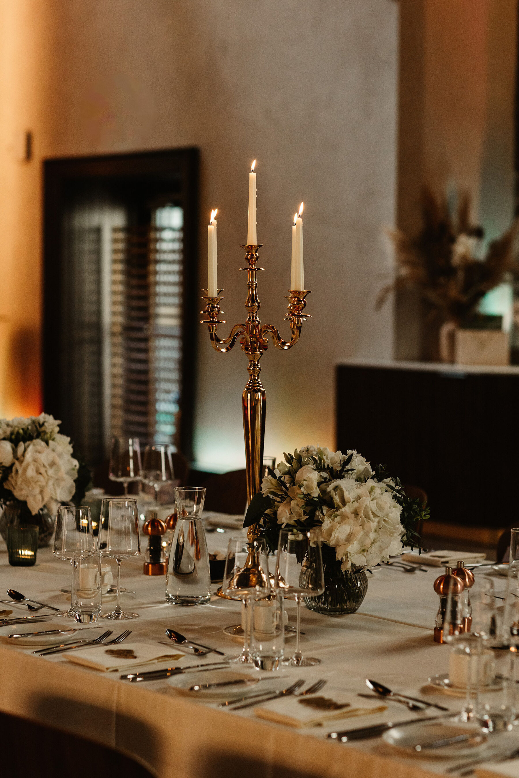 KERRI BRAD 370 - Kerri & Brad's Glamorous & Intimate City Wedding KERRI BRAD 370