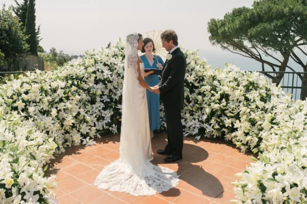 Luxury Capri wedding ceremony, led by English officiant Nat Raybould