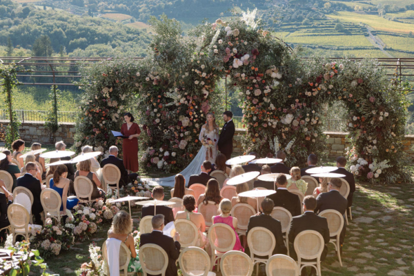 Tuscany wedding, led by luxury English wedding officiant Nat Raybould