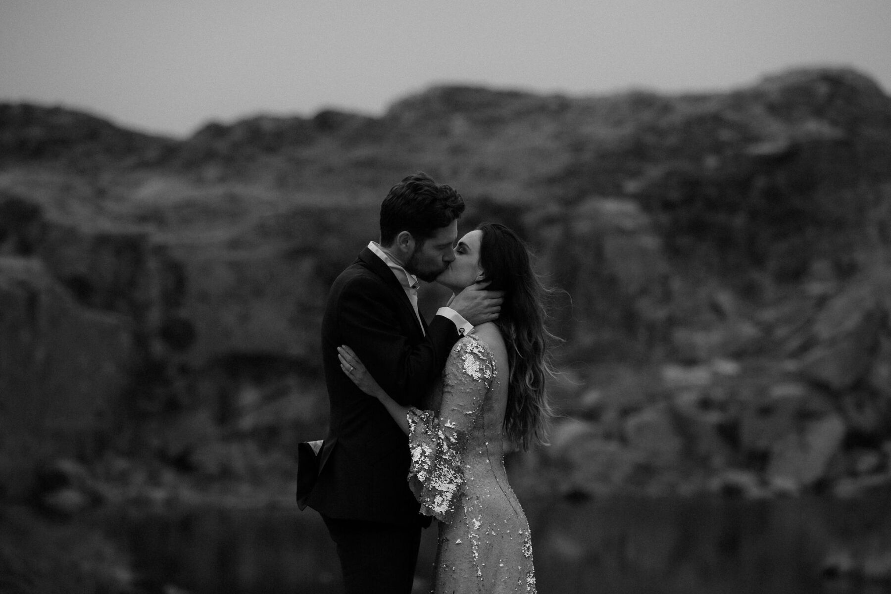 Elopement couple kissing