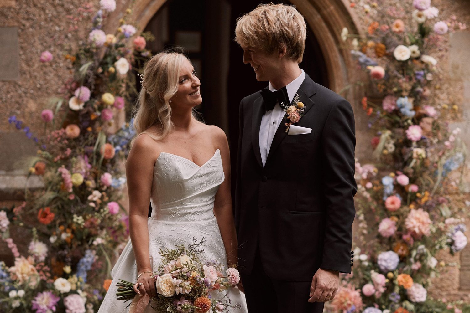 Surrey wedding florist Made with Grace Floral Design