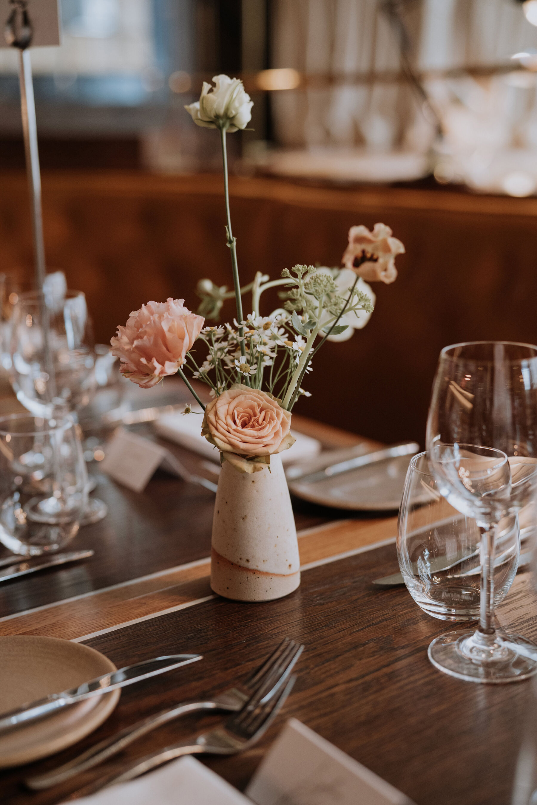 Emily in Eva Lendel for her Classy, Modern, City Wedding at Bread Street Kitchen in London 29 70 Eva Lendell wedding dress Georgina Harrison Photography