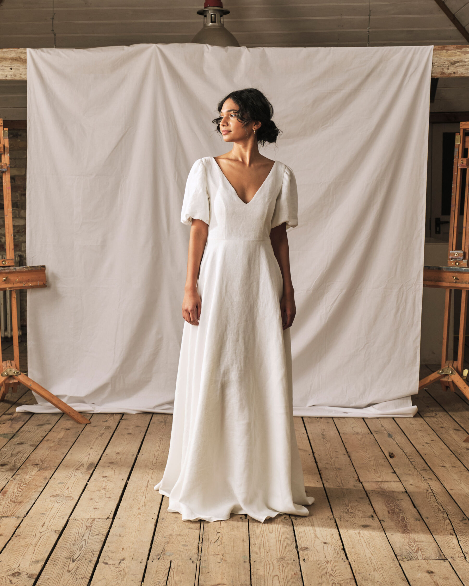 Simple wedding dress. Sustainable wedding dress by Sophie Rose Bridal.