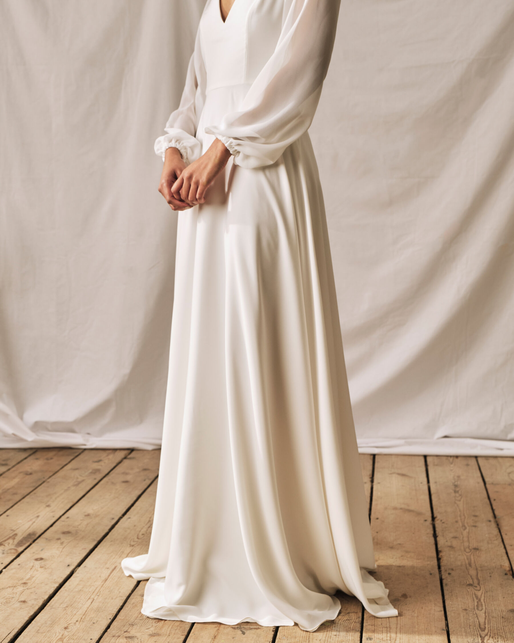 Sophie Rose Bridal of Hampshire Introduces Her Studio Collection of Simple & Sustainable Wedding Dresses 13 Sophie Rose Bridal Rosemary 5