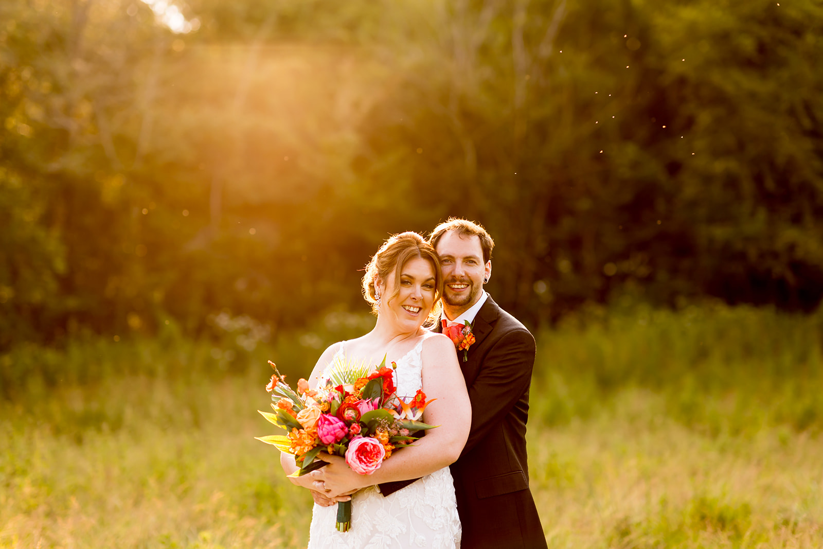 Jessica Hayman Photography, Hampshire wedding photographer. Vibrant wedding hour photography.