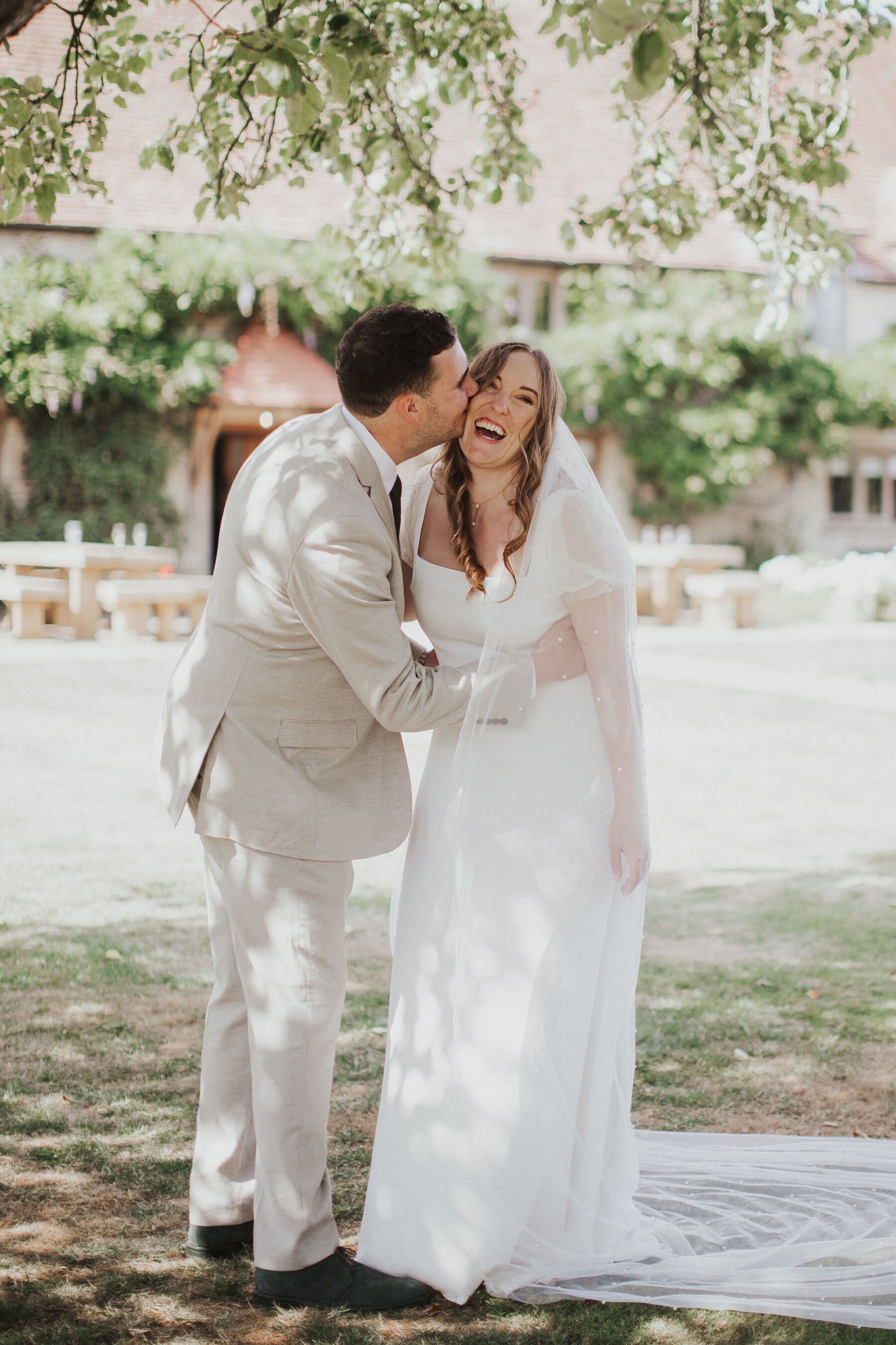 Tythe Barn Oxfordshire wedding 34