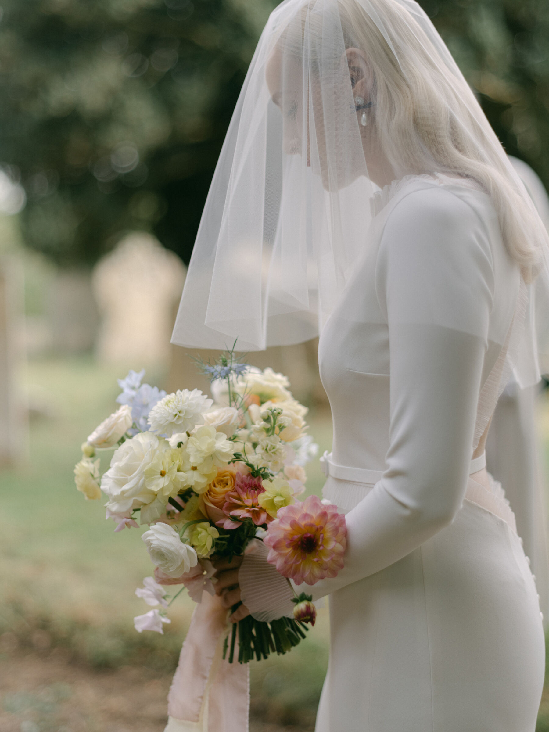 Annie & Harry's Effortlessly Glamorous, Colourful & Modern Double Wedding Weekend 5 Wootton Hall Wedding Katie Julia Photography 10