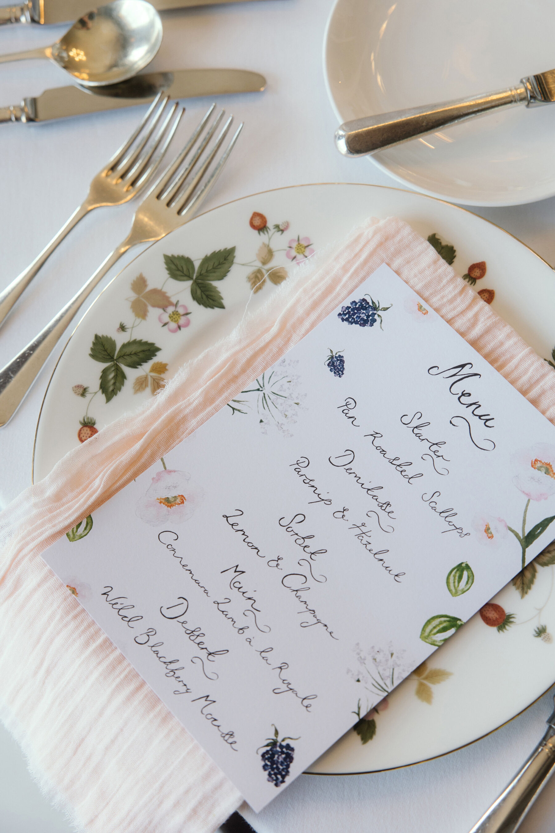 Romantic Ballynahinch Castle Wedding: Ciara in Danielle Frankel 32 115 Emilia Wickstead Bride Ballynahinch Castle Wedding