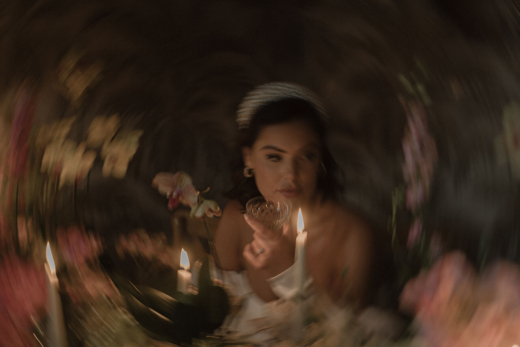 Dawn to Dusk: A Candlelit Wedding Editorial Blending Maximalist, Moody & Contemporary Style