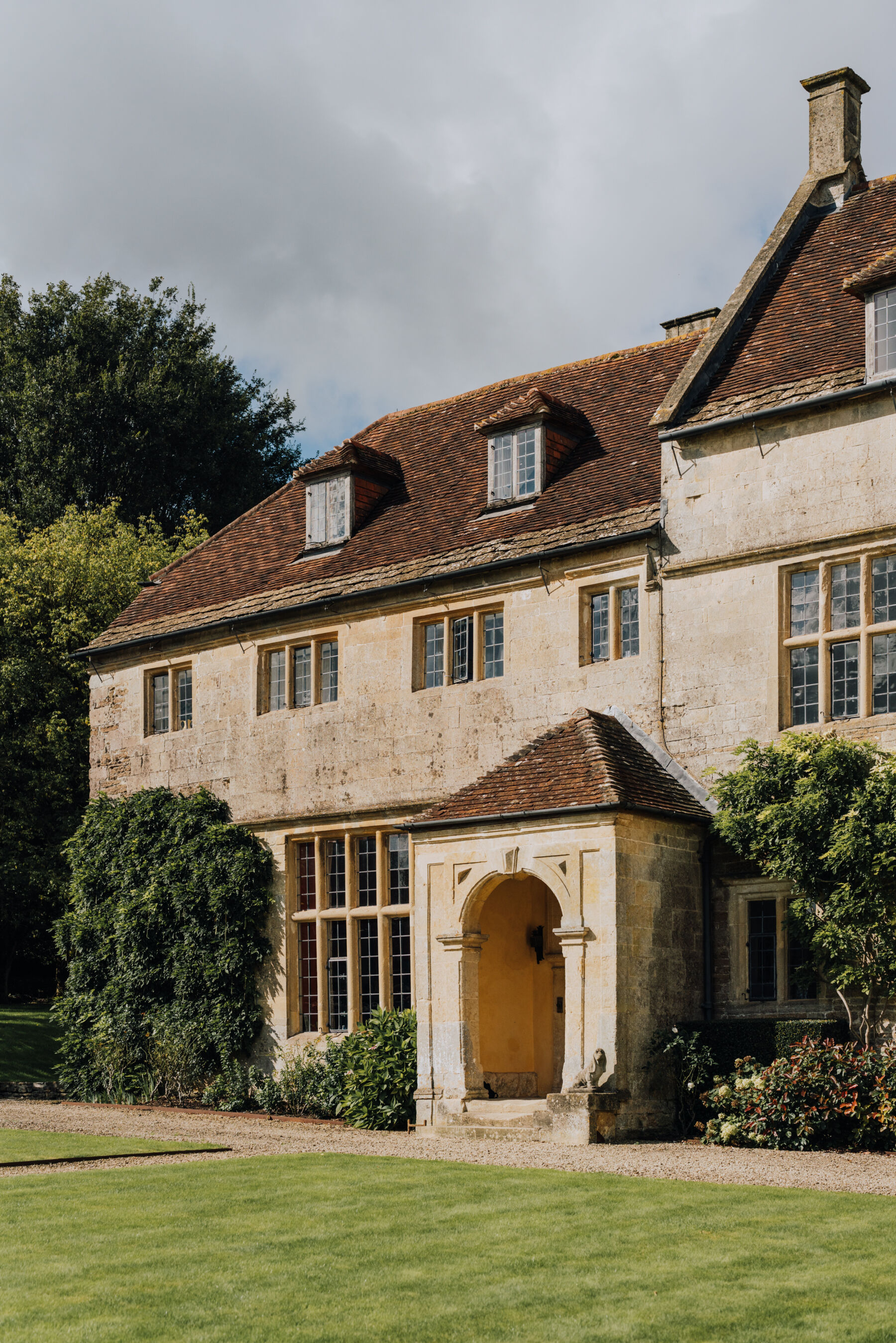 Hannah & Simon's Elegant English Country Garden Marquee Wedding with a Chosen by Kyha Gown 8 Chosen by Kyha bride marquee wedding 6