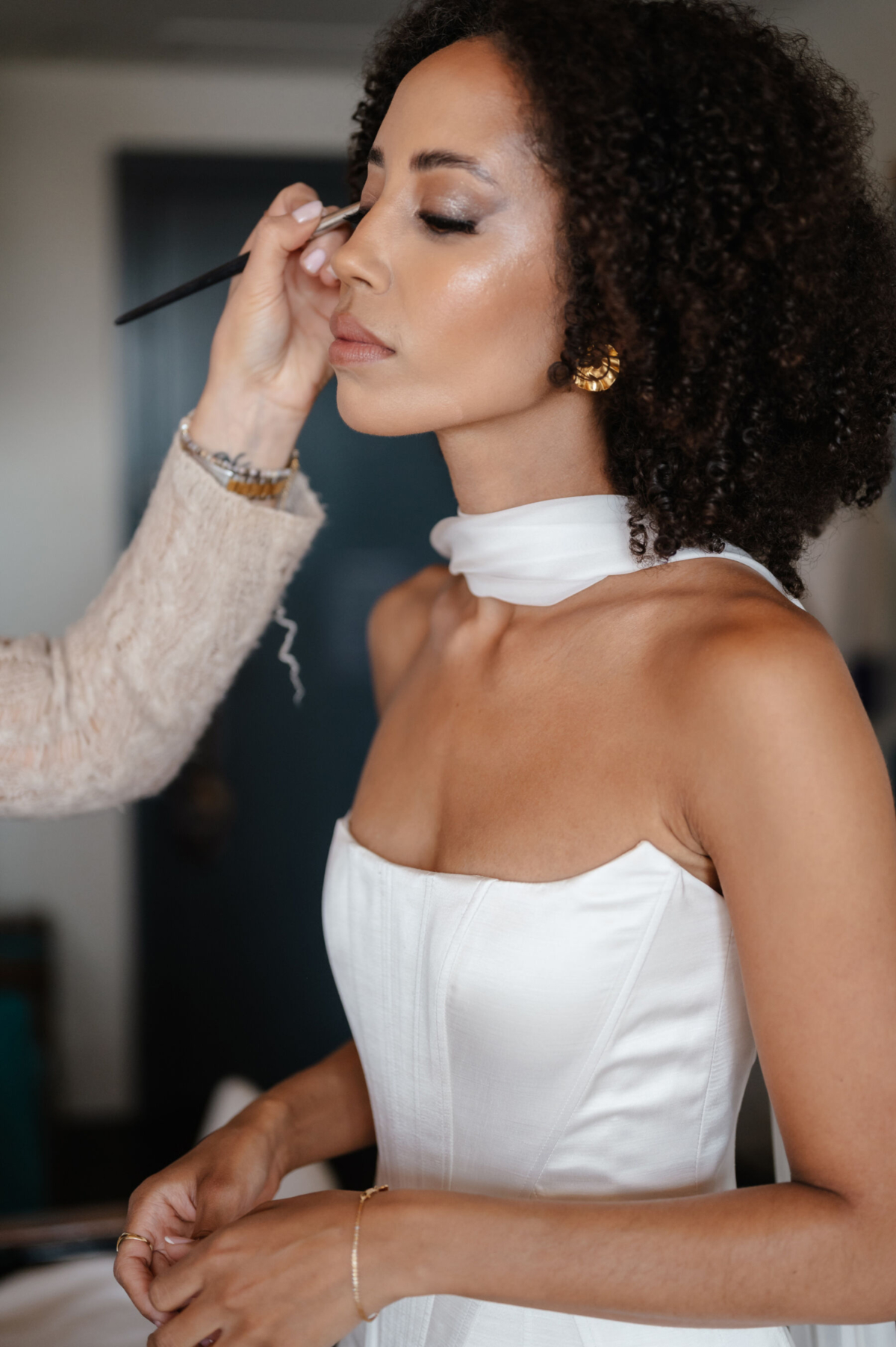 WEDDING HAIR MAKEUP Helaina Storey Photography