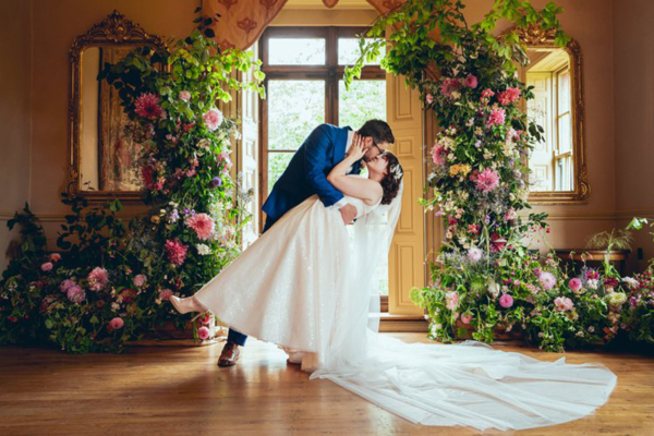 The Unwalled Garden - Gloucesershire & Cotswolds Wedding Florist
