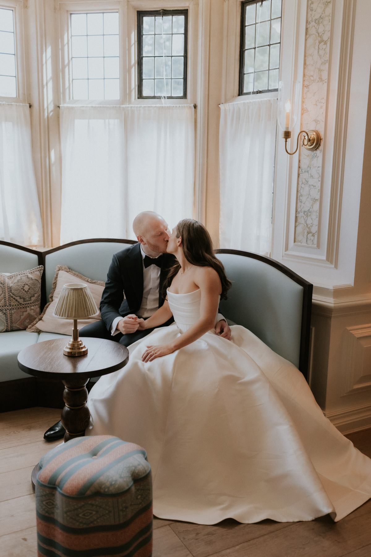 Romantic Summer Wedding at Kin House, Wiltshire