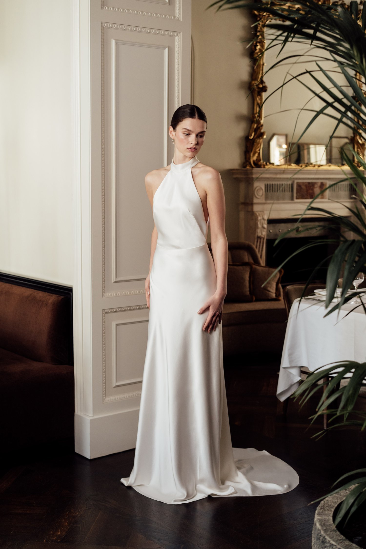 Amare bride, modern bridal boutique in Tamworth, Staffordshire, West Midlands.