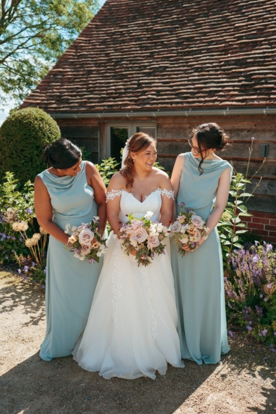 Fable Flowers Buckinghamshire wedding florist