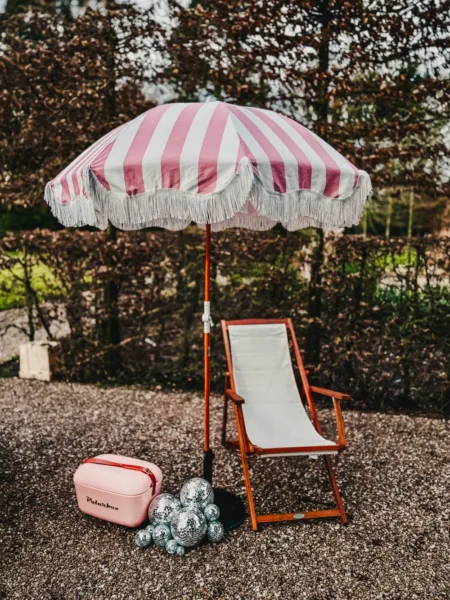 BIRDIE vintage camper van photo booth at a UK wedding