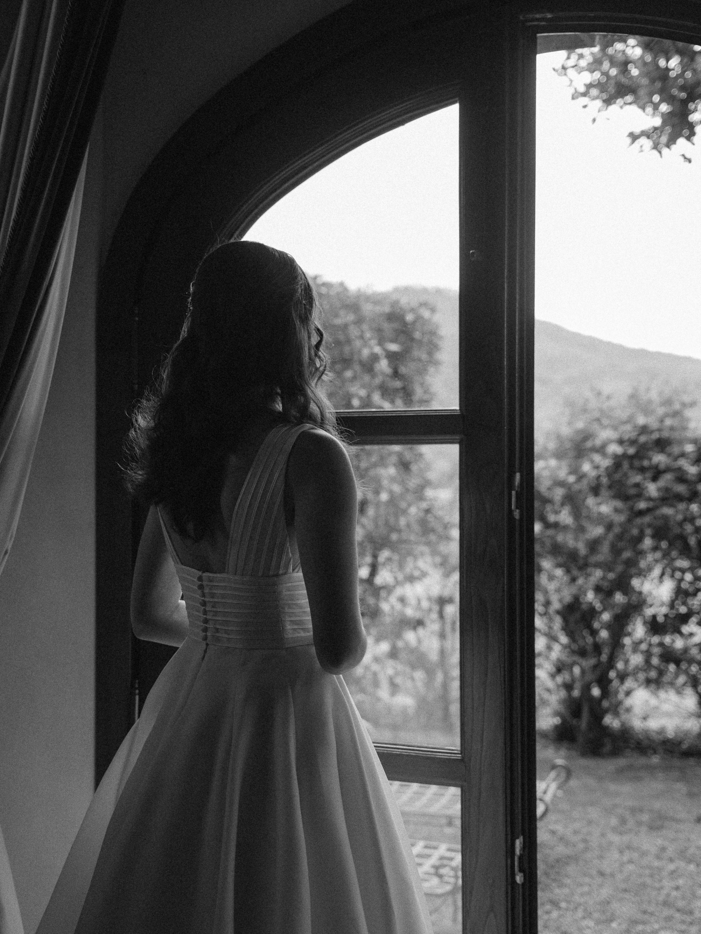 An Elegant Destination Wedding in Cortona, Italy, with a Peter Langner Gown 21 Cortona Wedding Italy Relais La Corte Dei Papi 79