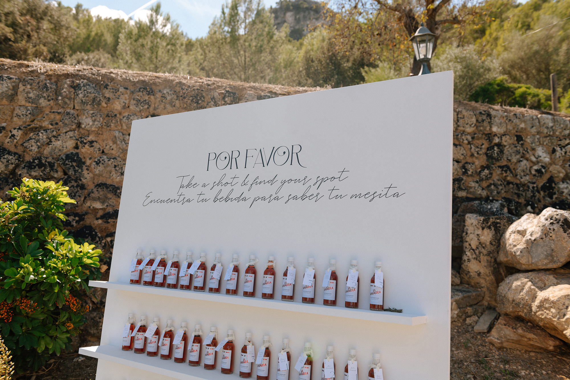 A Modern, Rustic & Colourful Finca Wedding in Mallorca, by Kiveli Weddings 88 Modern Mallorca Wedding 15