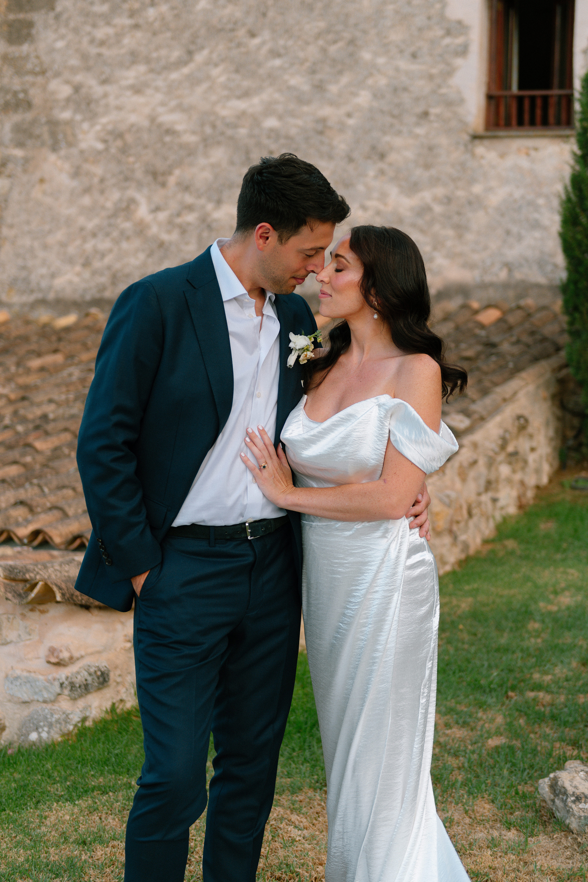 A Modern, Rustic & Colourful Finca Wedding in Mallorca, by Kiveli Weddings 89 Modern Mallorca Wedding 170