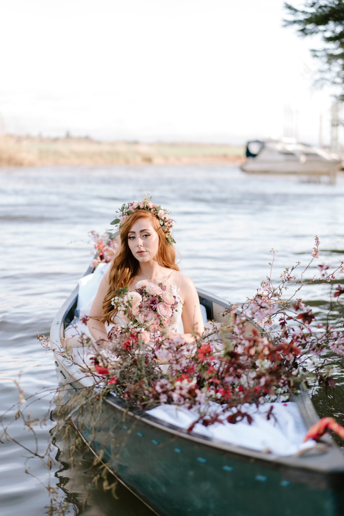 Romantic Spring Wedding Flowers with a Pre-Raphaelite Influence & Sustainable 'Foam Free' Floral Styling 42 Pre Raphaelite Inspired Bridal Editorial Twyning Park Gloucestershire 43