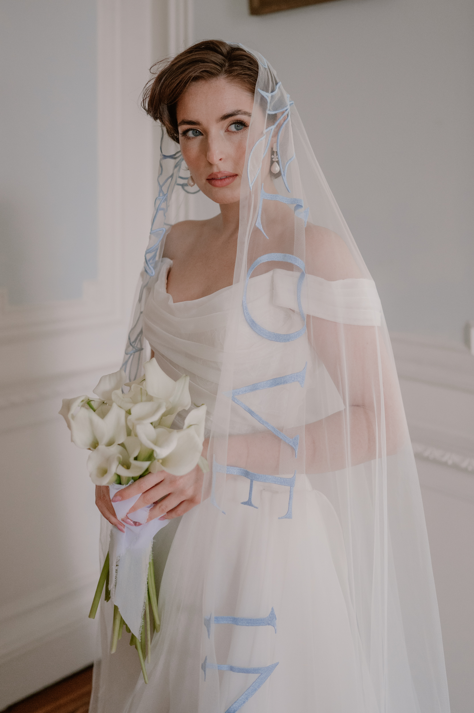 A Romantic & Contemporary Take on 'Something Blue' 64 Something Blue Wedding Editorial Rownhams House 70 1