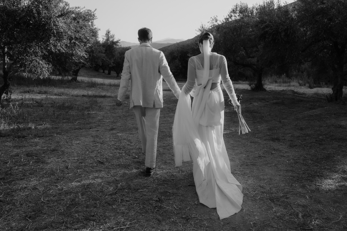 Alex & Jon’s Non-Traditional Wedding in the Olive Groves of Crete 50 octograph 888 Z62 2589 1