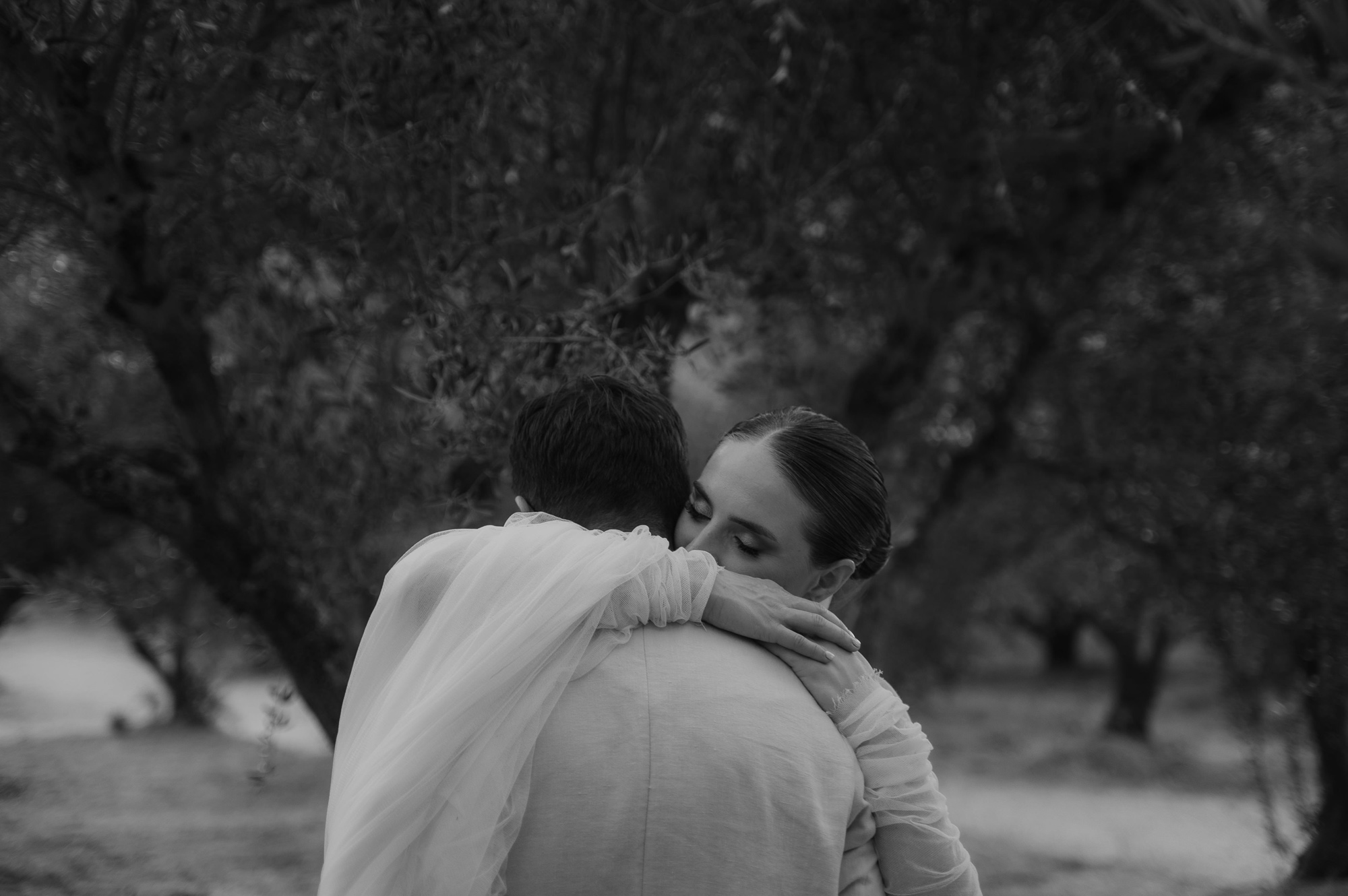 Alex & Jon’s Non-Traditional Wedding in the Olive Groves of Crete 79 octograph 954 Z62 2929