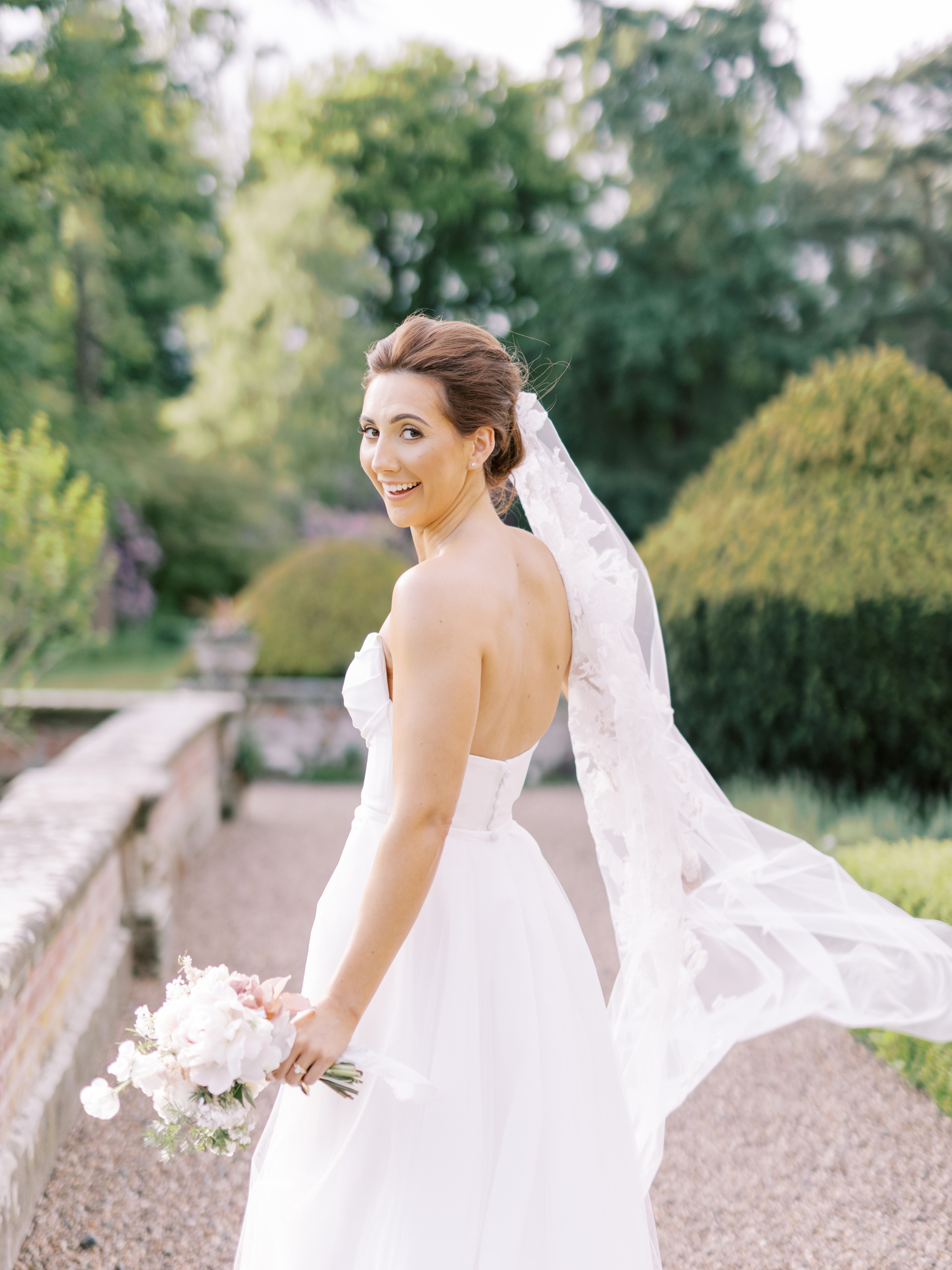 Classy and Elegant Wedding at Iscoyd Park with a Chosen by KYHA Gown 29 Iscoyd Park Wedding Heledd Roberts 118