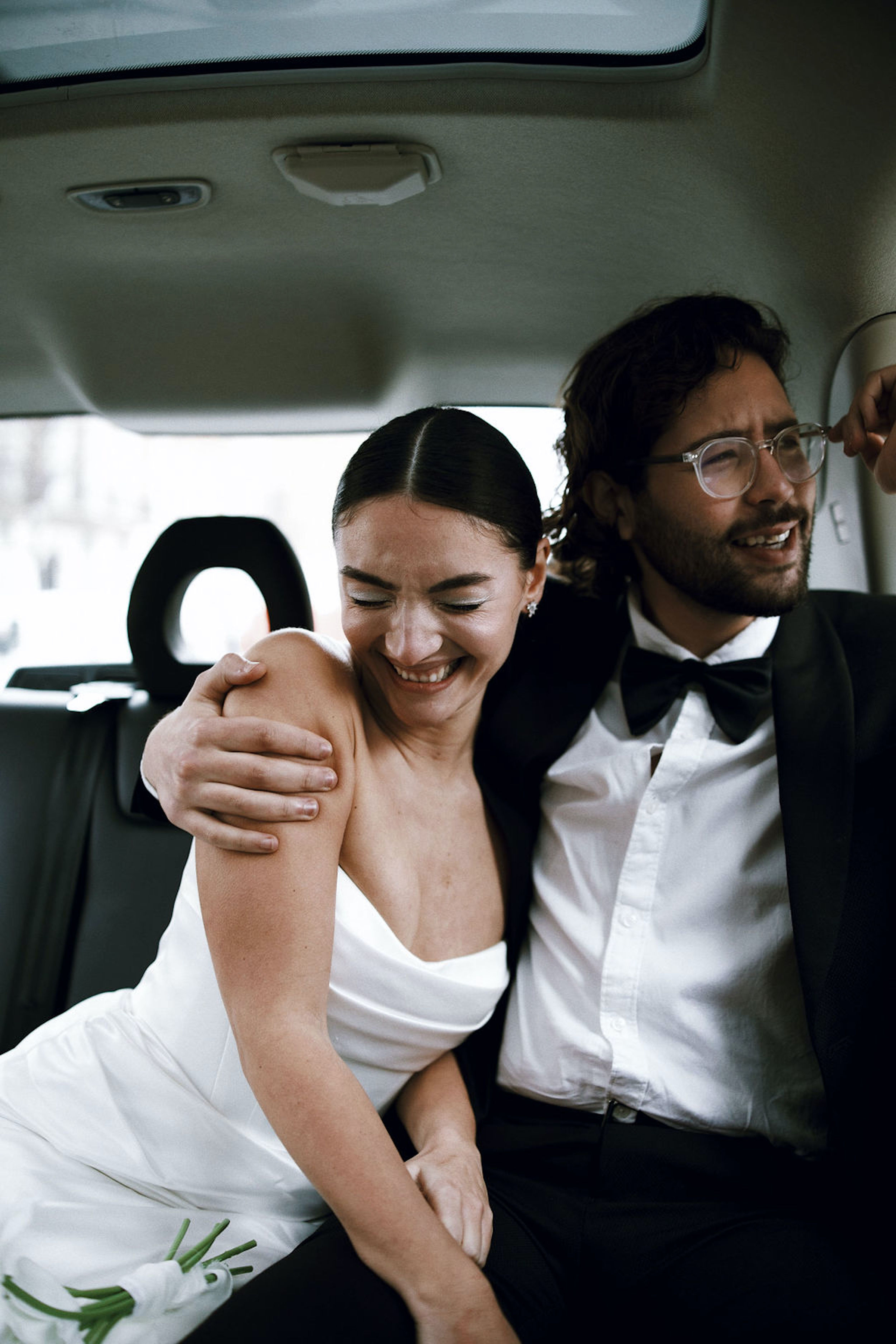 London City Wedding Style With a Maximalist Ruffled Veil 35 Modern City Wedding Inspiration 18
