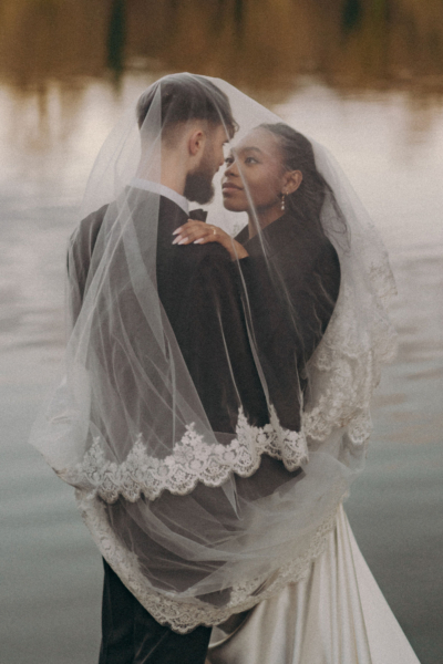 A Modern, Contemporary Spring Wedding at the Sainsbury’s Centre in Norwich