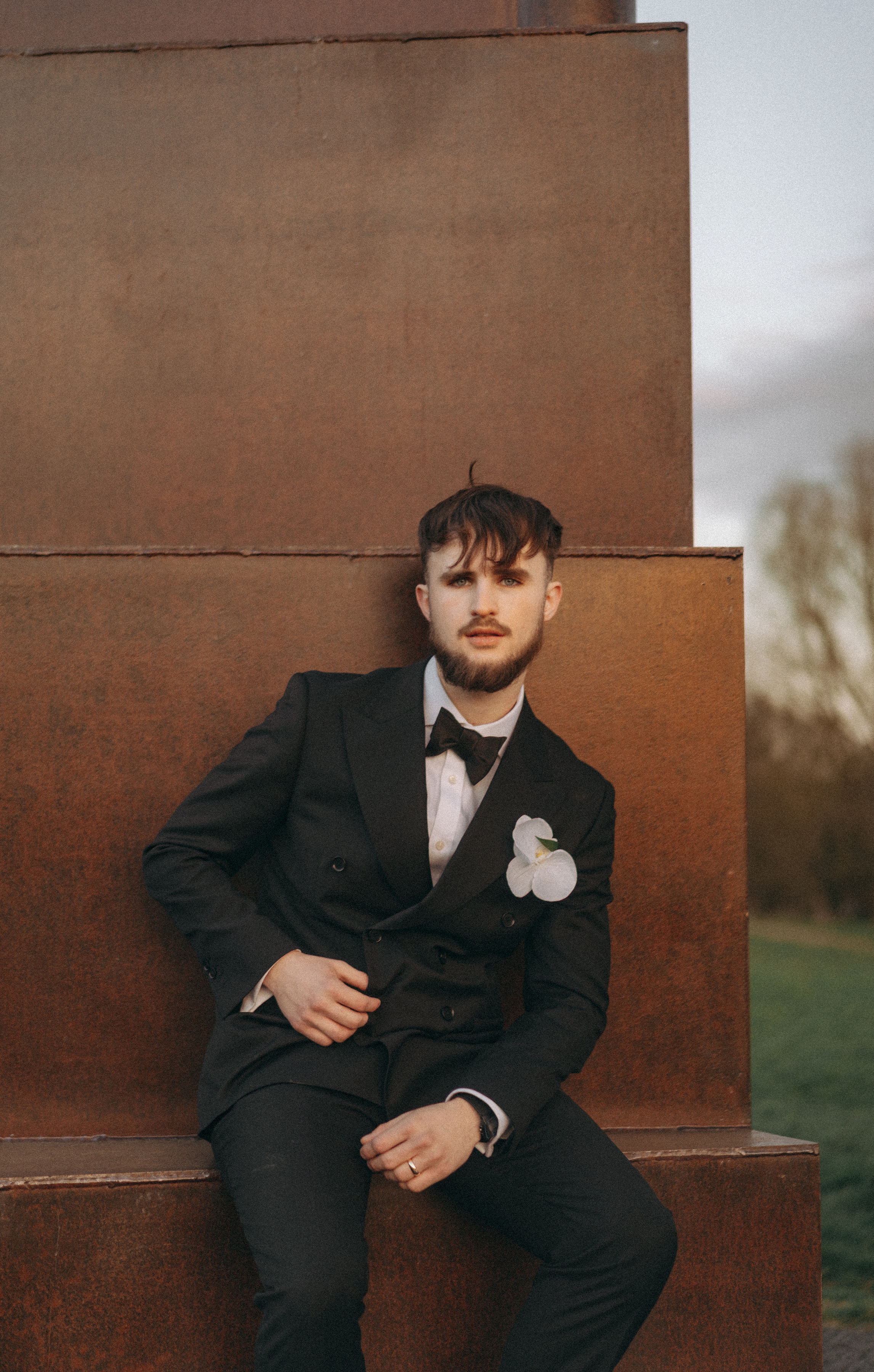 Elegant Modern Sainsburys Centre Wedding 195