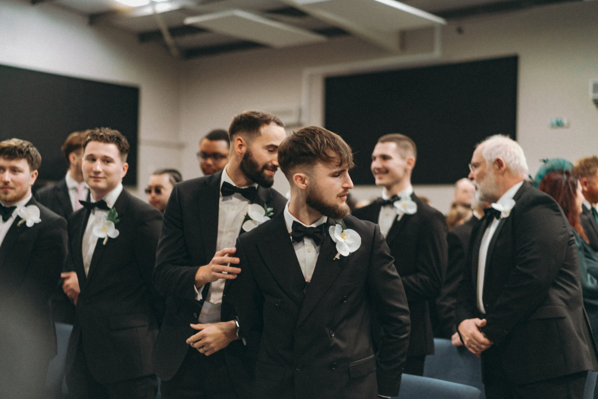 Elegant Modern Sainsburys Centre Wedding 34